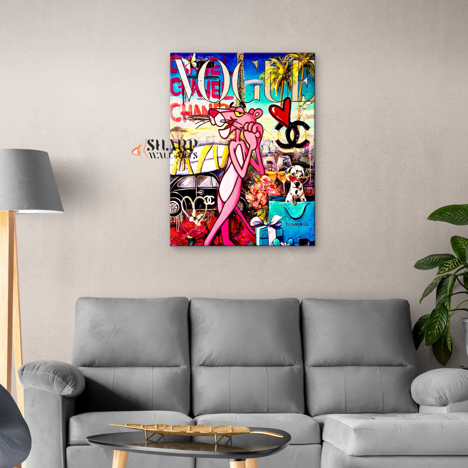 The Panther Loves Vogue Canvas Wall Art
