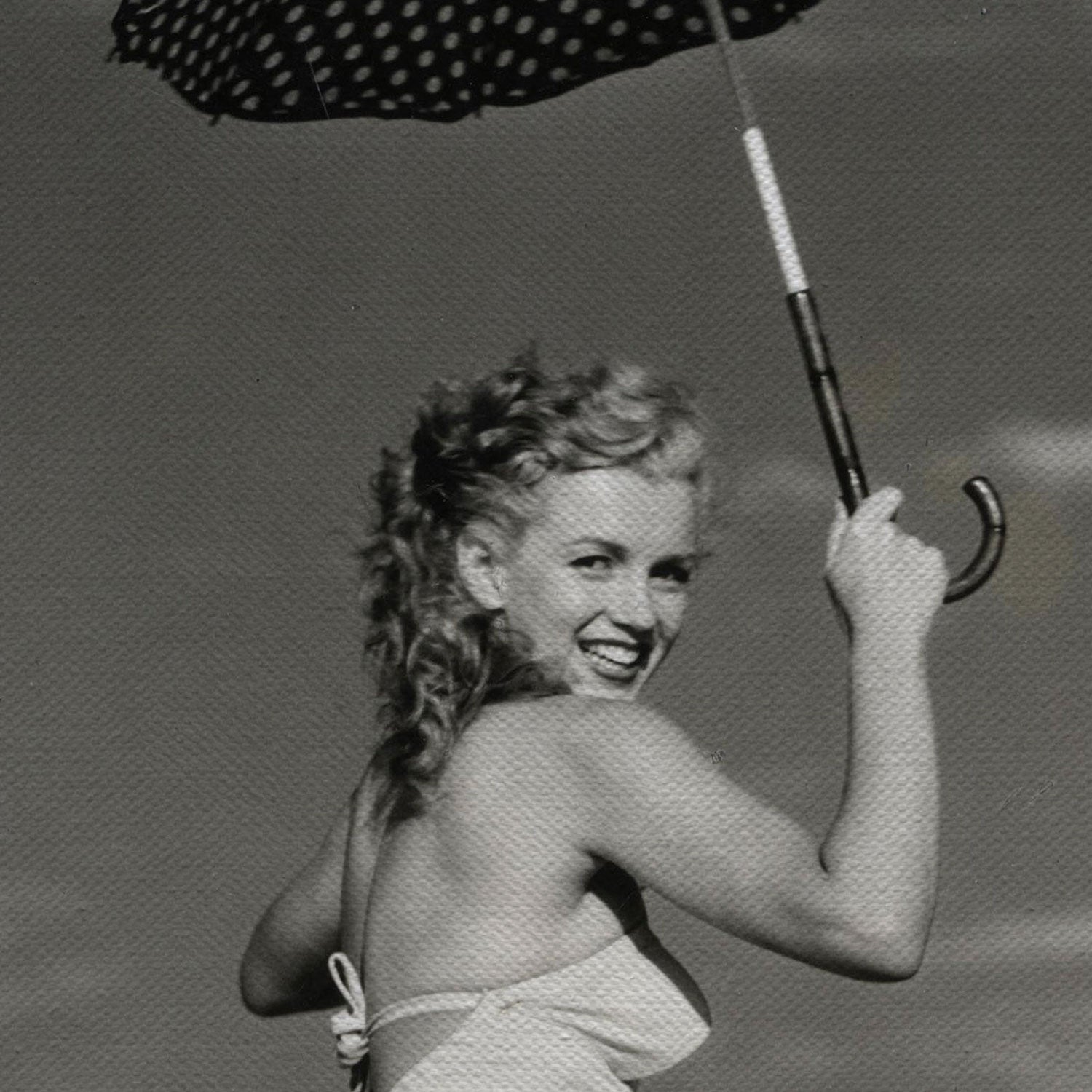 Marilyn Monroe With Umbrella Wall Art Canvas