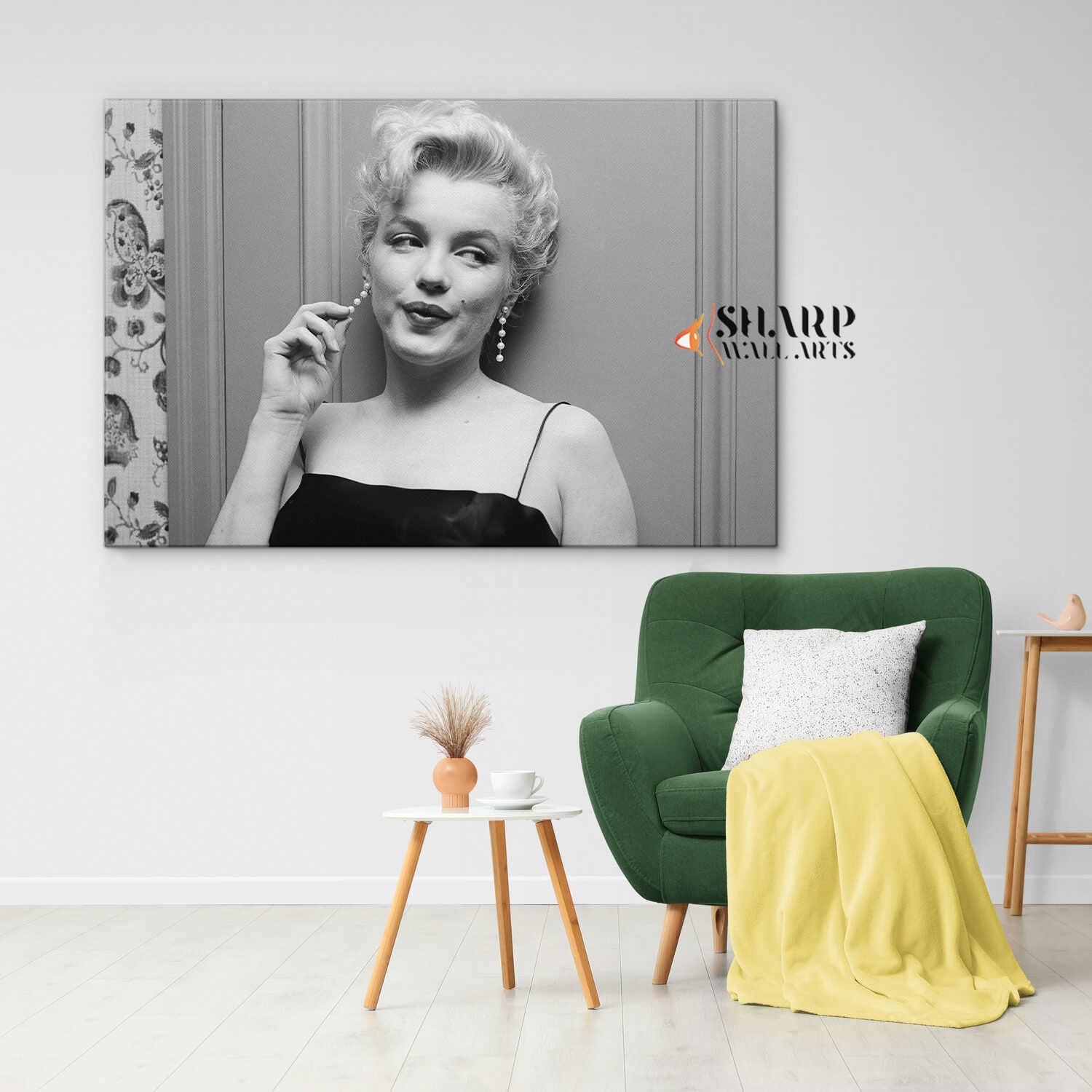 Marilyn Monroe Portrait With Pearl Earrings Wall Art Canvas